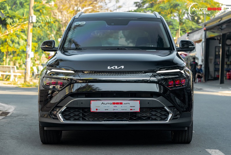 Kia Carens nâng cấp Bi Laser X-Light F+ Ultra tại Auto365 